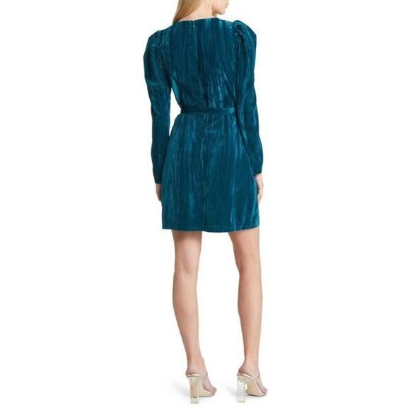 Adelyn Rae Crinkled Velvet Faux Wrap Mini Dress Long Sleeve Ruffle Teal Size L - Picture 3 of 3